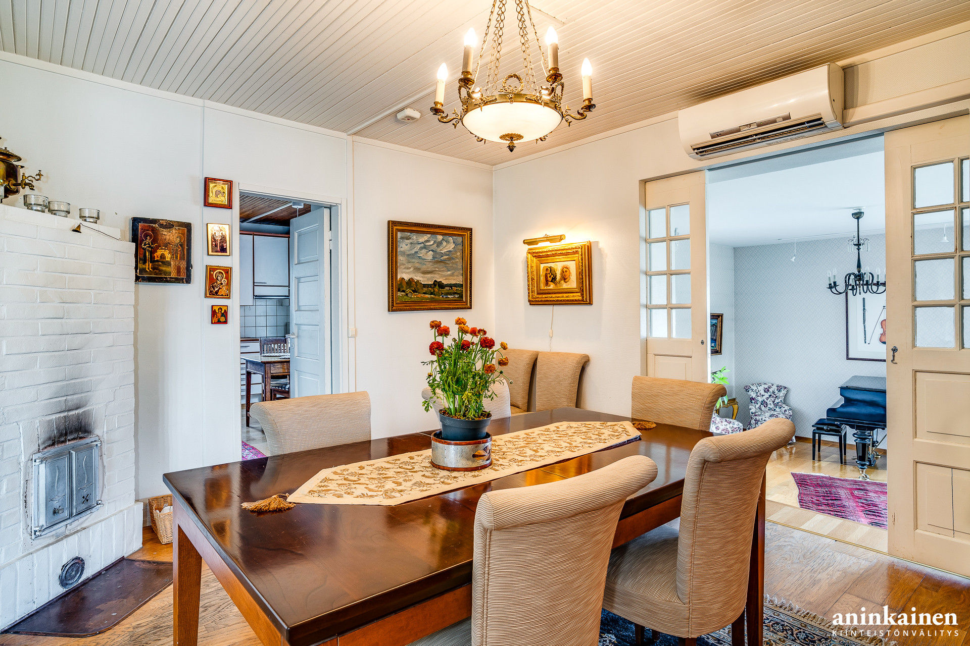 Apartment image
