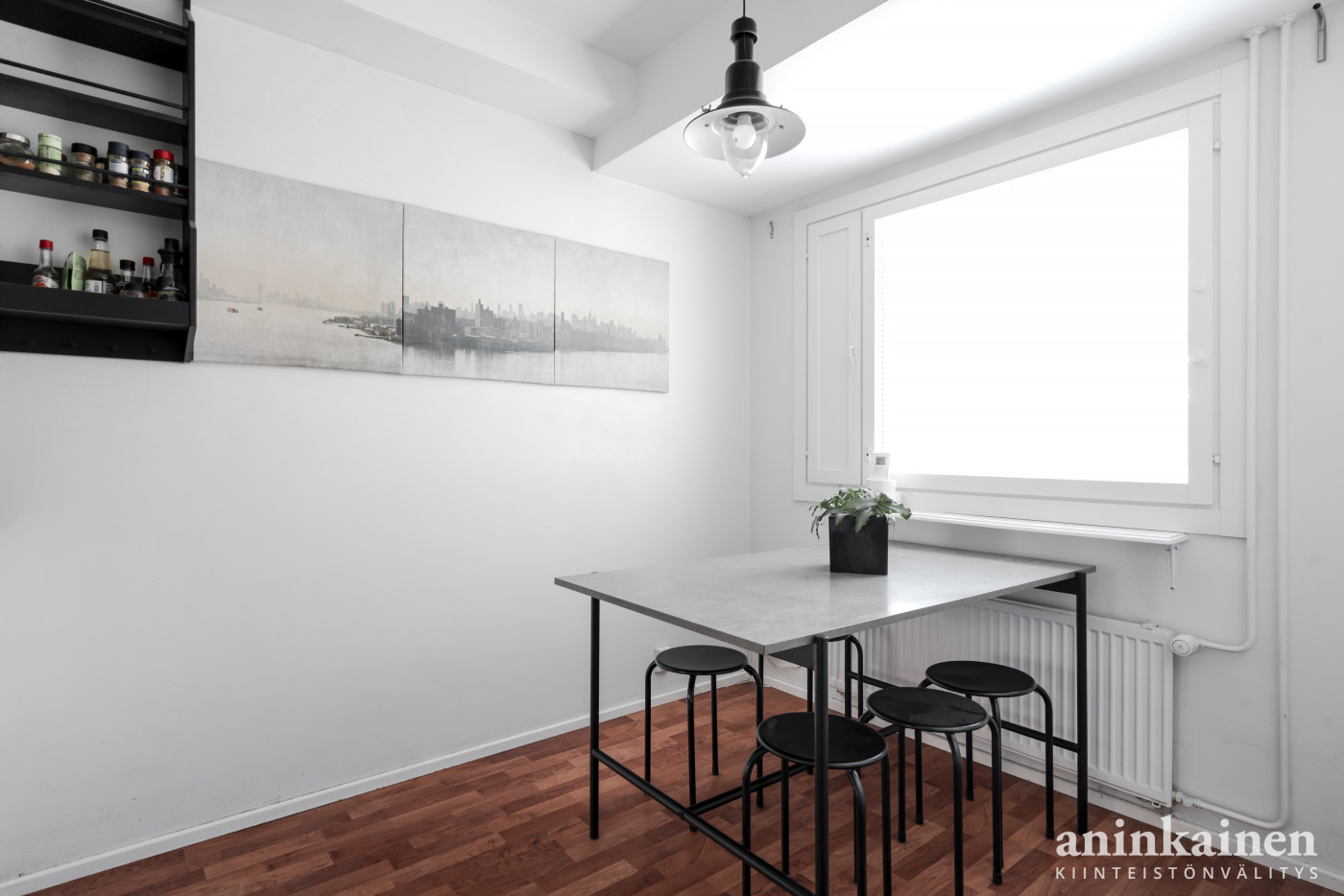Apartment image