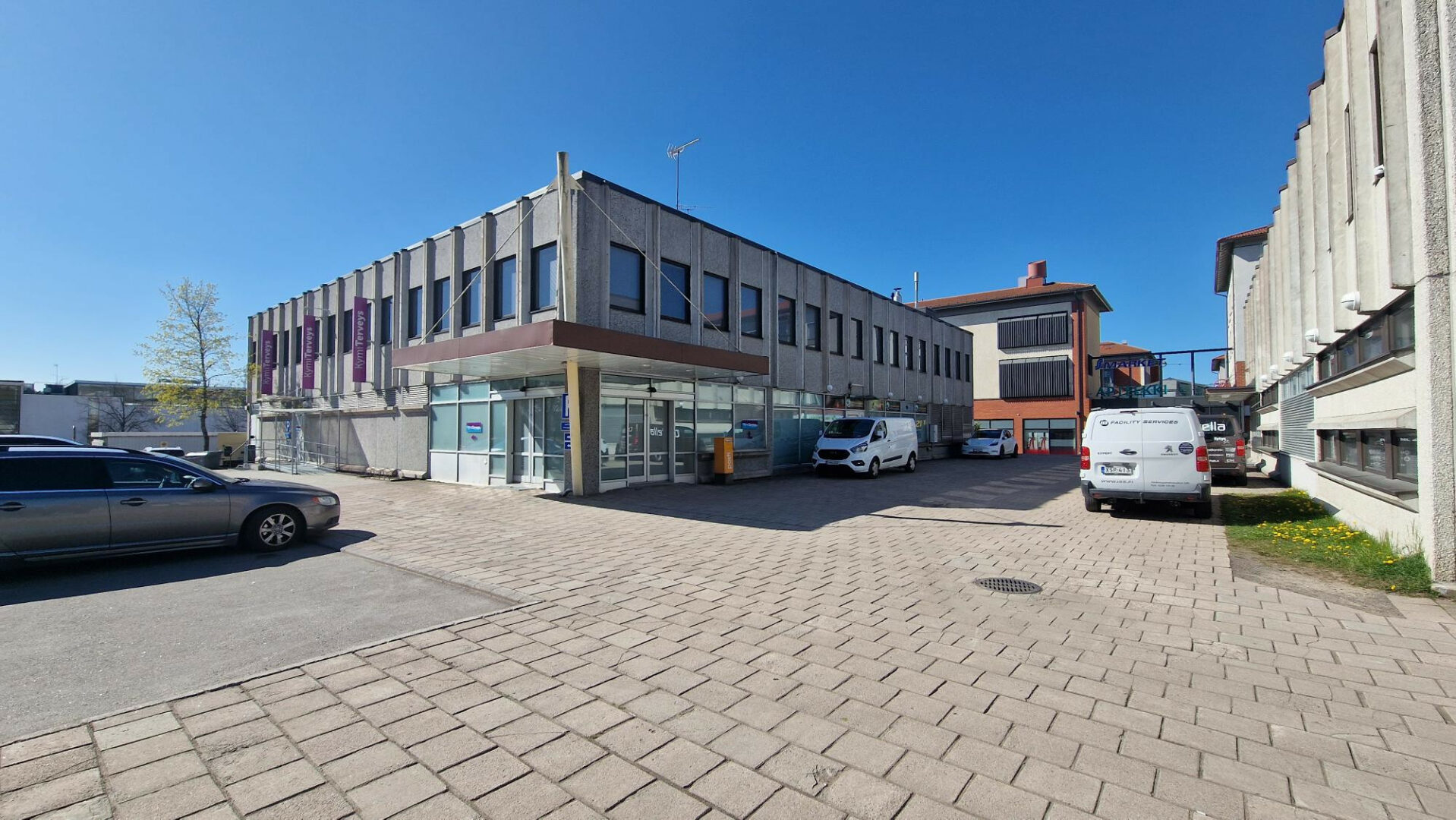 Apartment main image