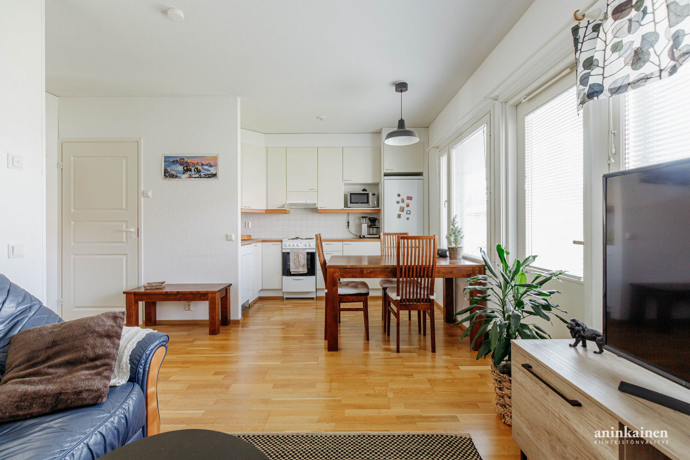 Apartment main image