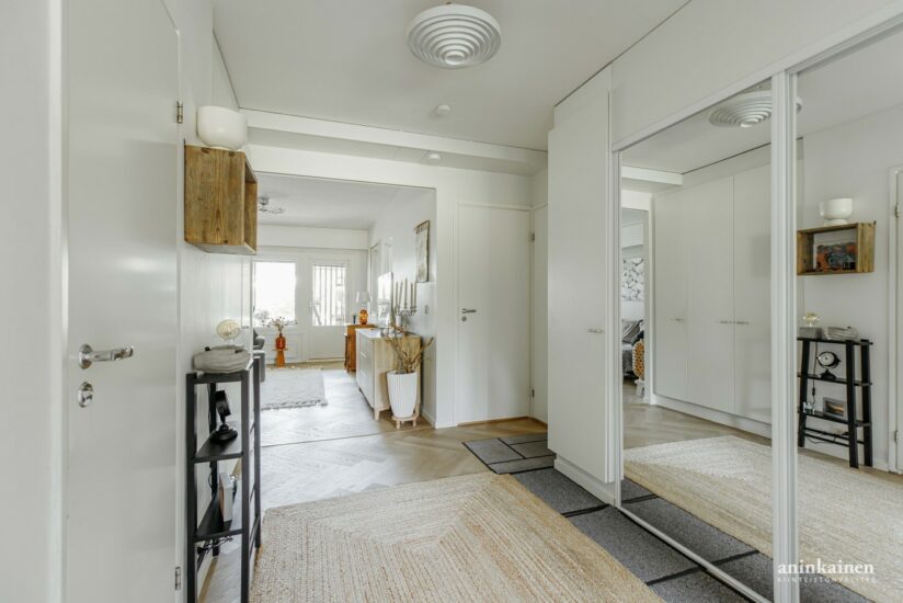 Apartment image