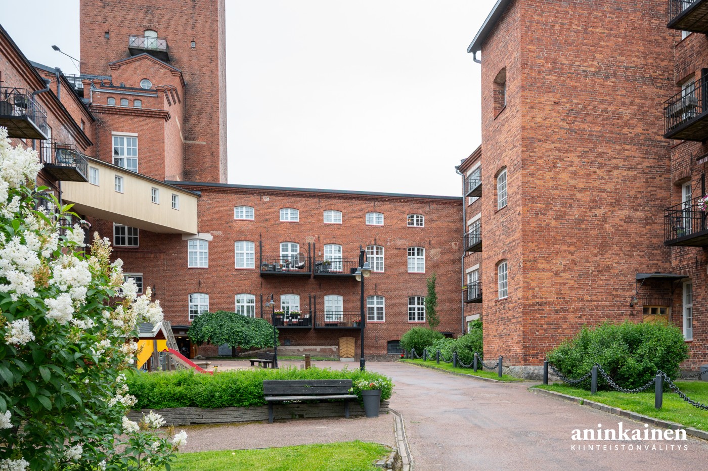 Apartment main image