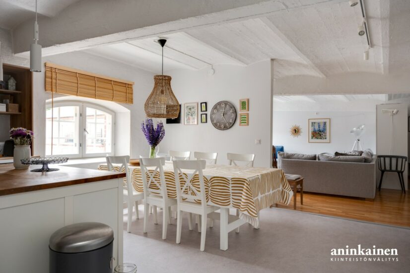 Apartment image