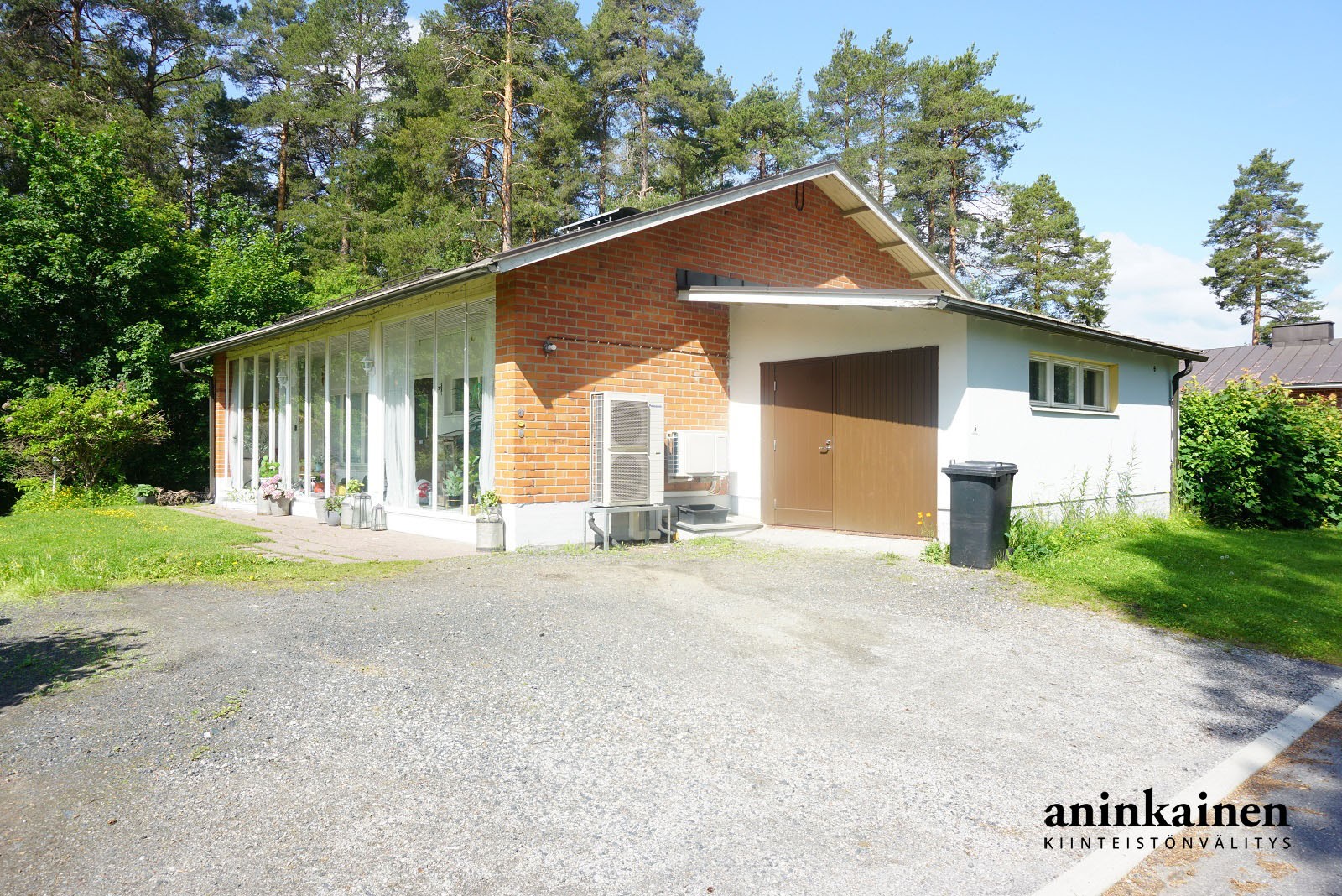 Apartment main image