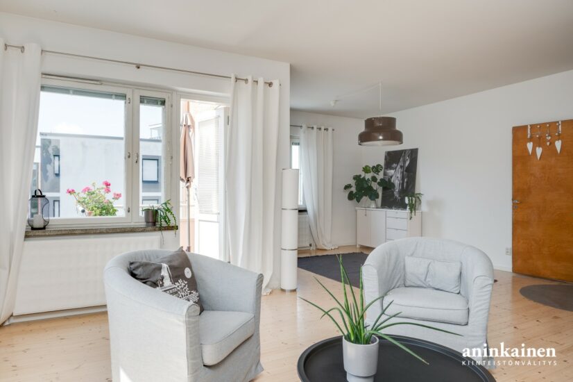 Apartment image