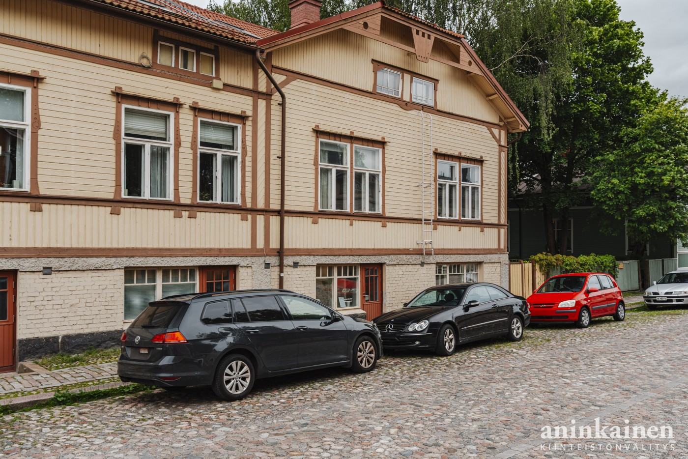 Apartment main image