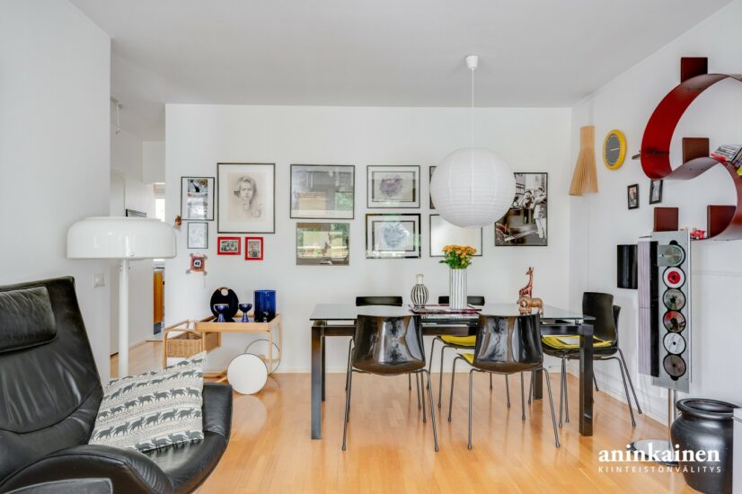Apartment image